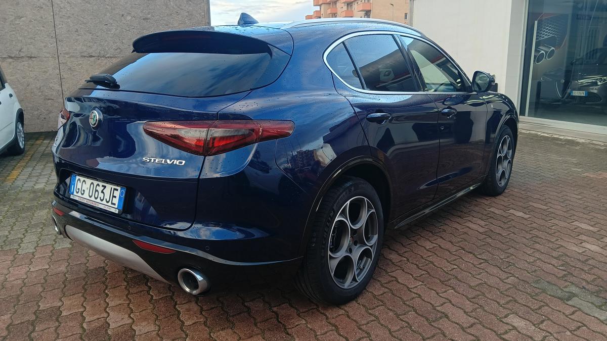Alfa Romeo Stelvio 2.2 Td 210CV AT8 Q4 Ti